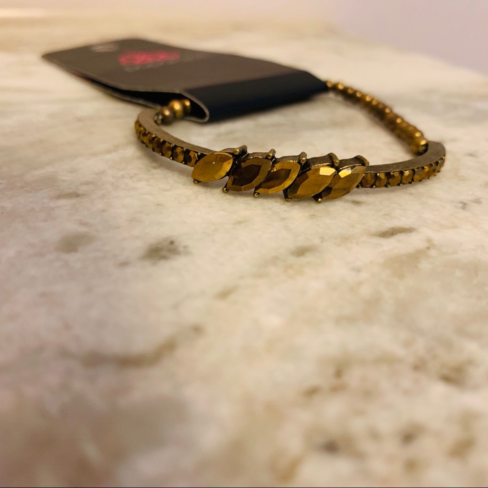 Paparazzi gold rhinestone bracelet